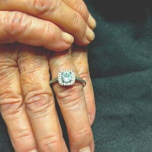 Lady’s Aquamarine/Sterling Ring